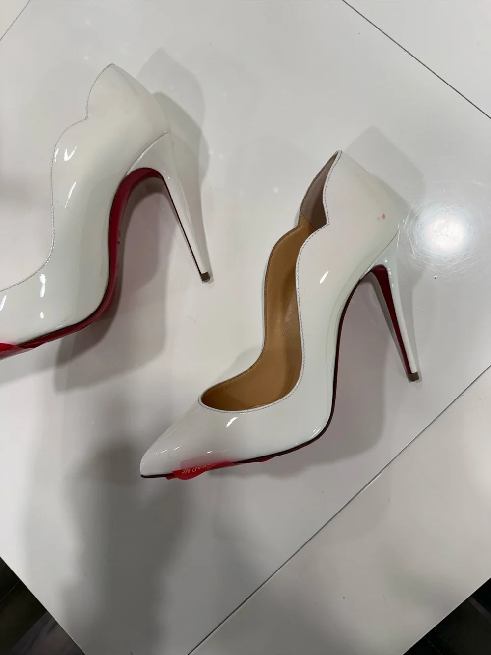 Christian Louboutin White Patent Pointed-Toe Pumps with Signature Red Sole - Picture 7 of 10